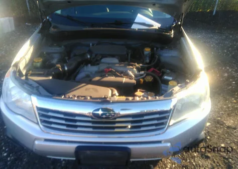 2010 Subaru Forester 2.5X из США, поврежденный, VIN JF2SH6BC7AH772382